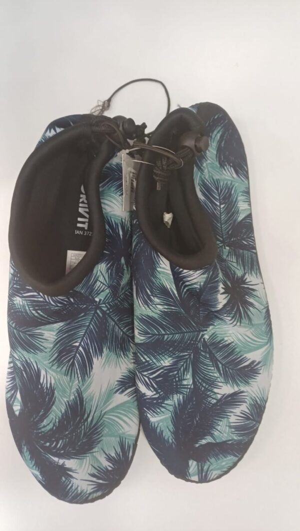 Aqua Shoes